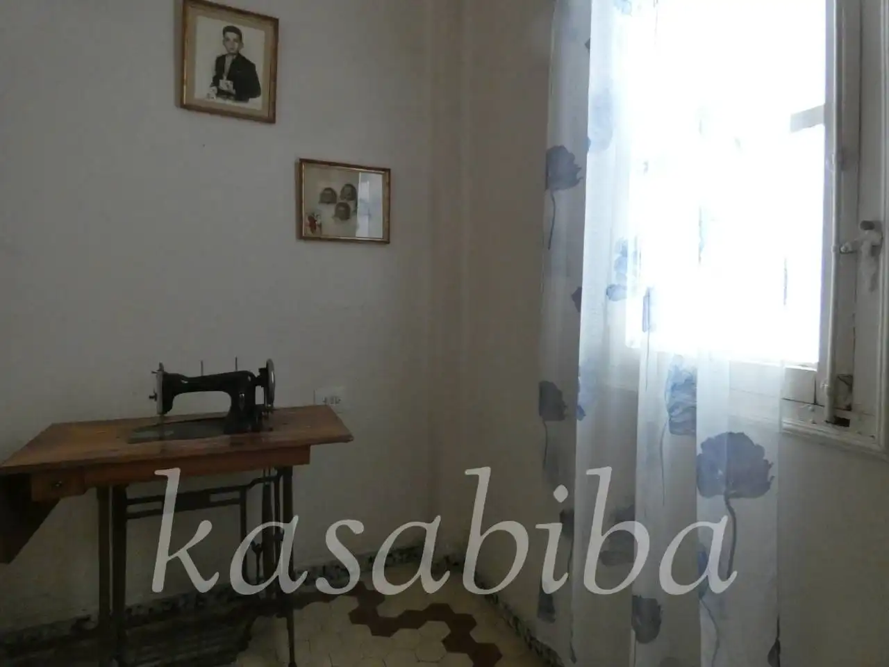Bedroom of Flat for sale in Valencia  with Air Conditioner and Balcony