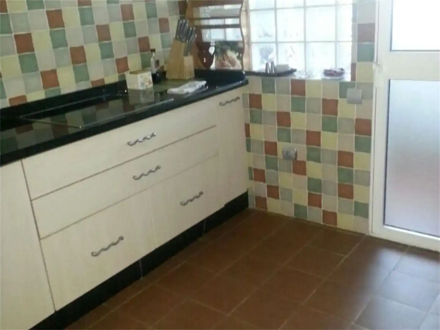 Cuina de Casa adosada en venda en Marbella amb Aire condicionat, Jardí privat i Parquet