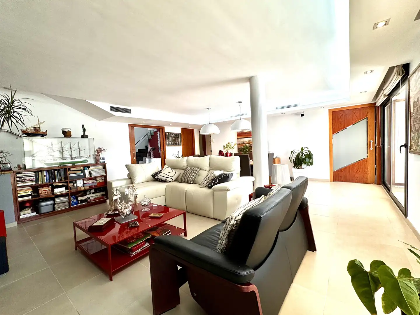Living room of Houses for sale in Roses  with Heating, Terrace and Storage room