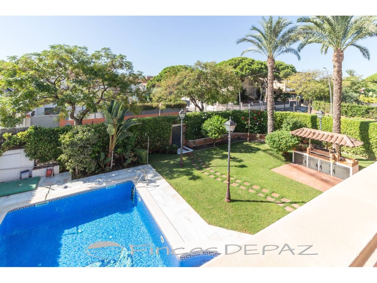 Garden of House or chalet for sale in Castelldefels  with Air Conditioner, Heating and Private garden