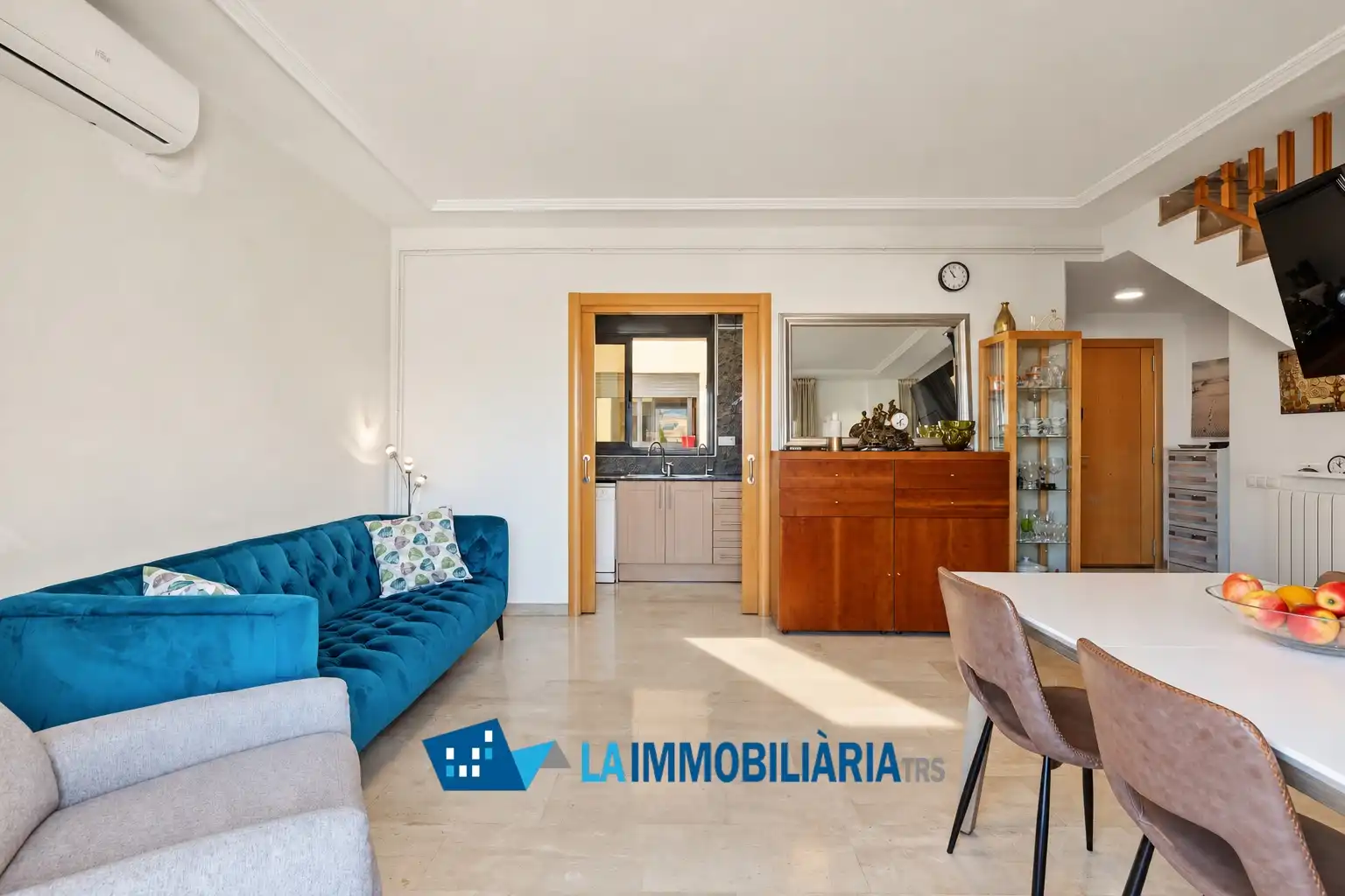 Sala de estar de Dúplex en venta en Terrassa con Aire acondicionado, Calefacción y Terraza