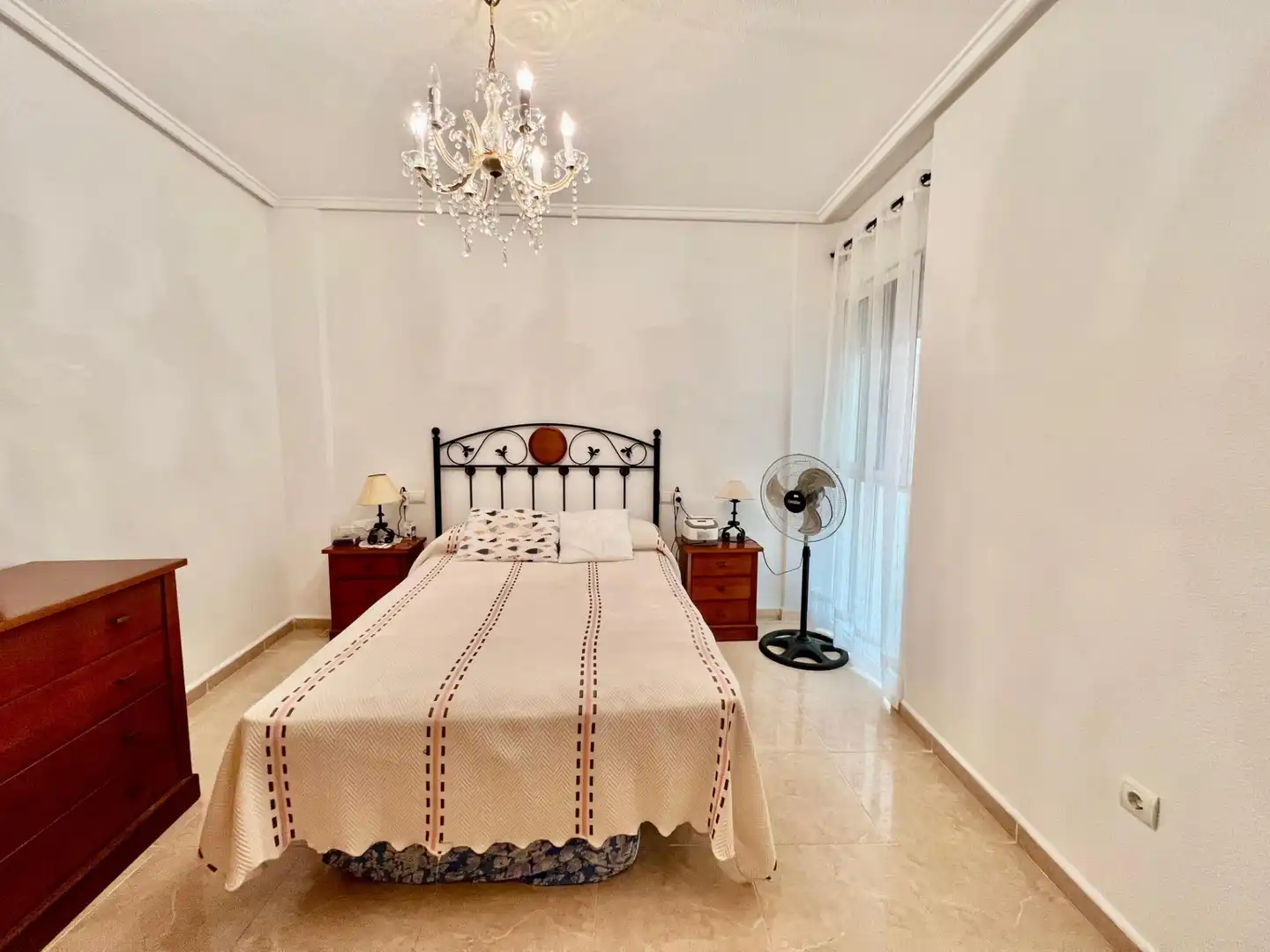 Apartamento con ascensor en venta en Calle de maria gil vallejos, imagen 23