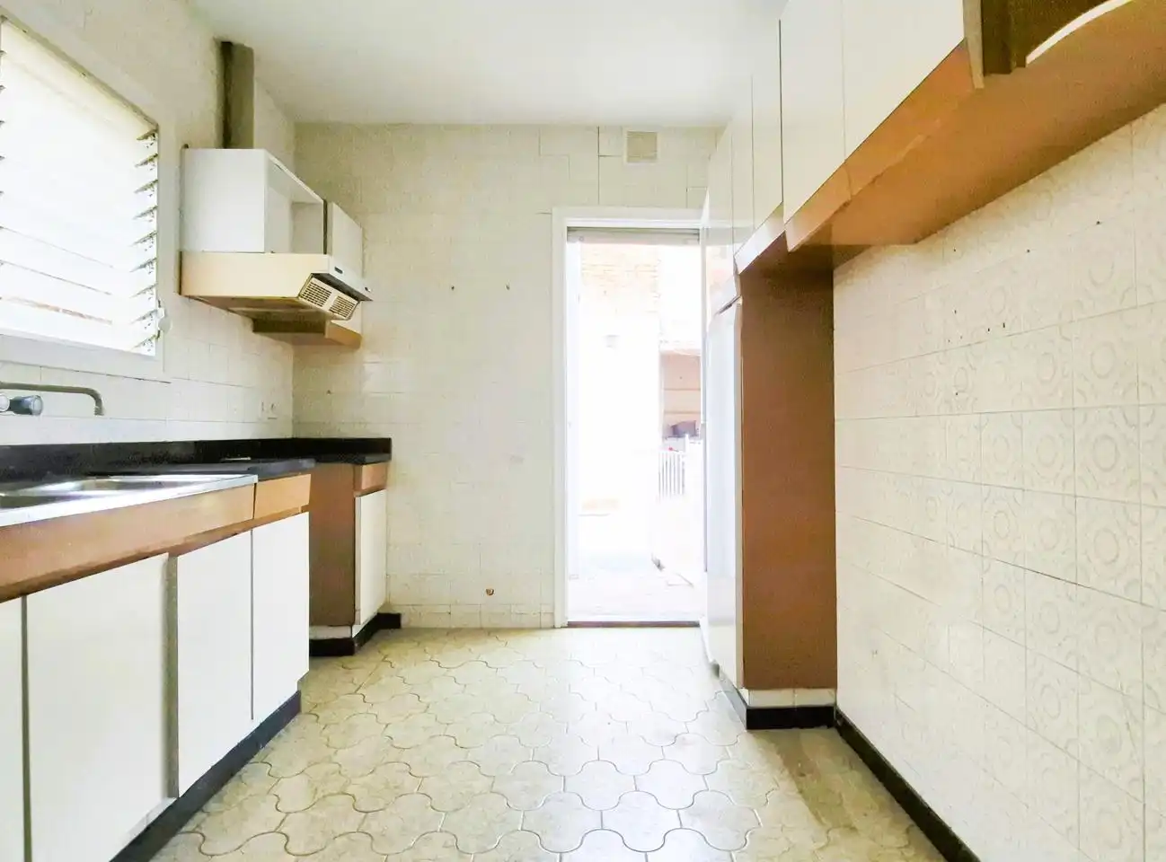 Cocina de Piso en venta en Terrassa con Calefacción y Balcón