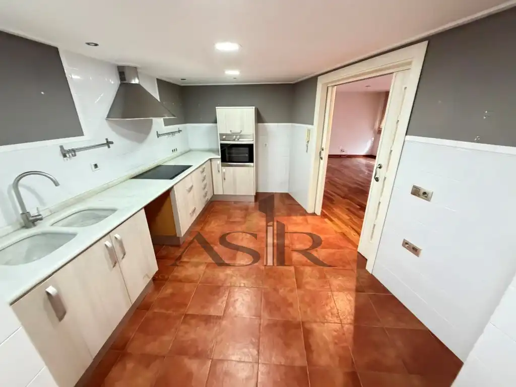 Piso con terraza en venta en Avinguda Sants Patrons, imagen 12
