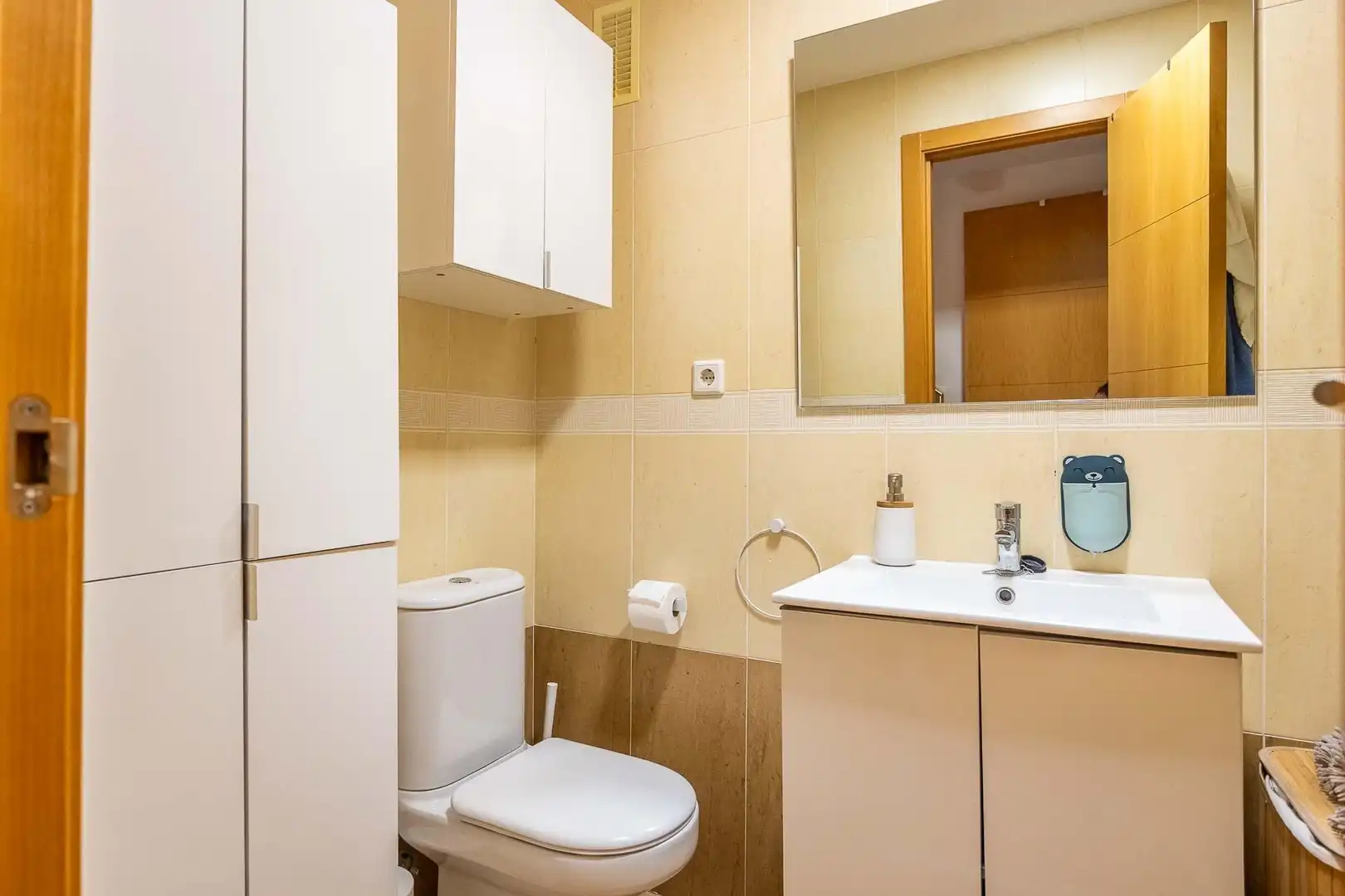 Baño de Piso en venta en Mairena del Aljarafe con Aire acondicionado, Terraza y Trastero