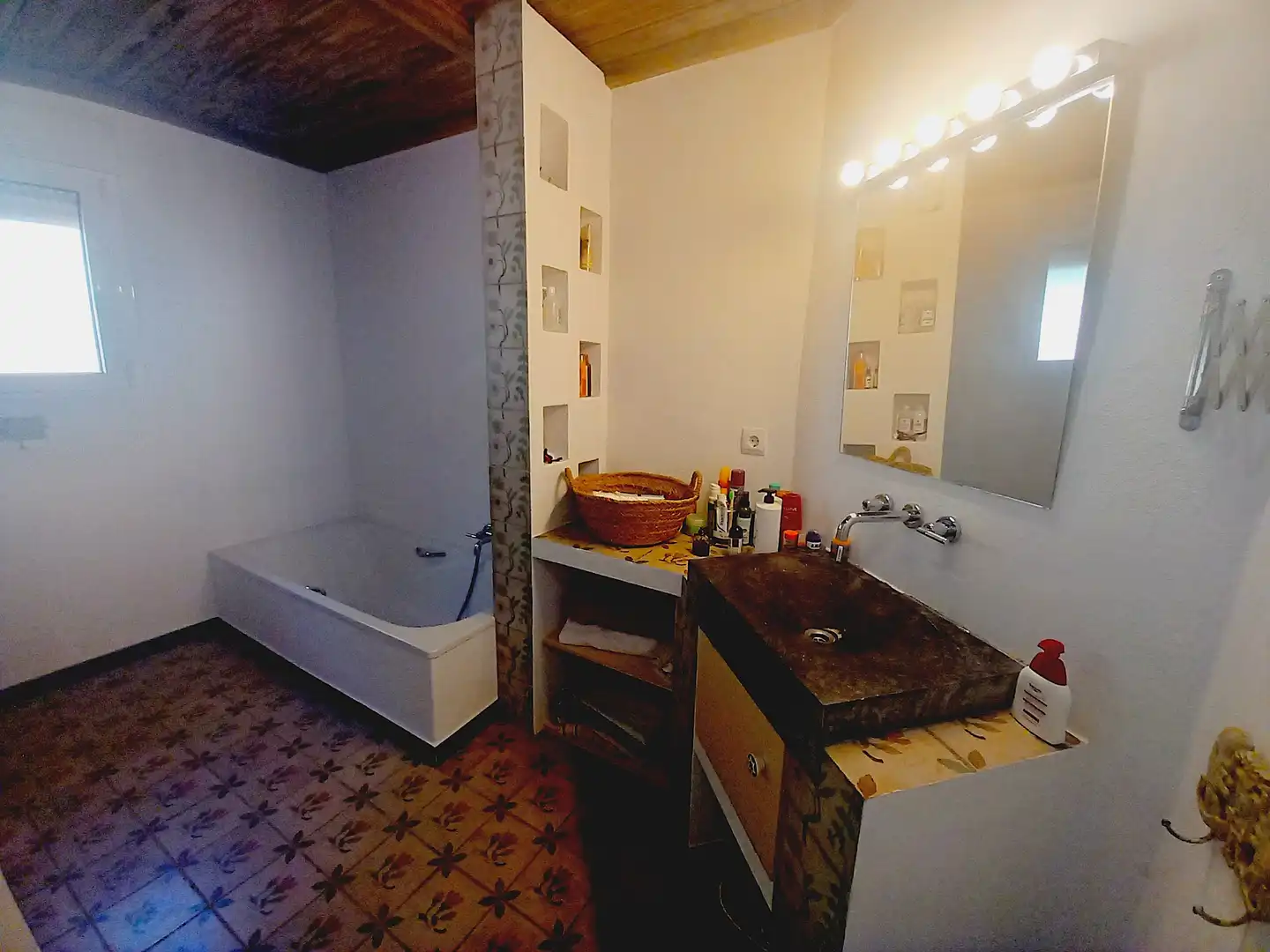 Badezimmer von Haus oder Chalet zum Verkauf in El Castell de Guadalest mit Klimaanlage, Privatgarten und Terrasse