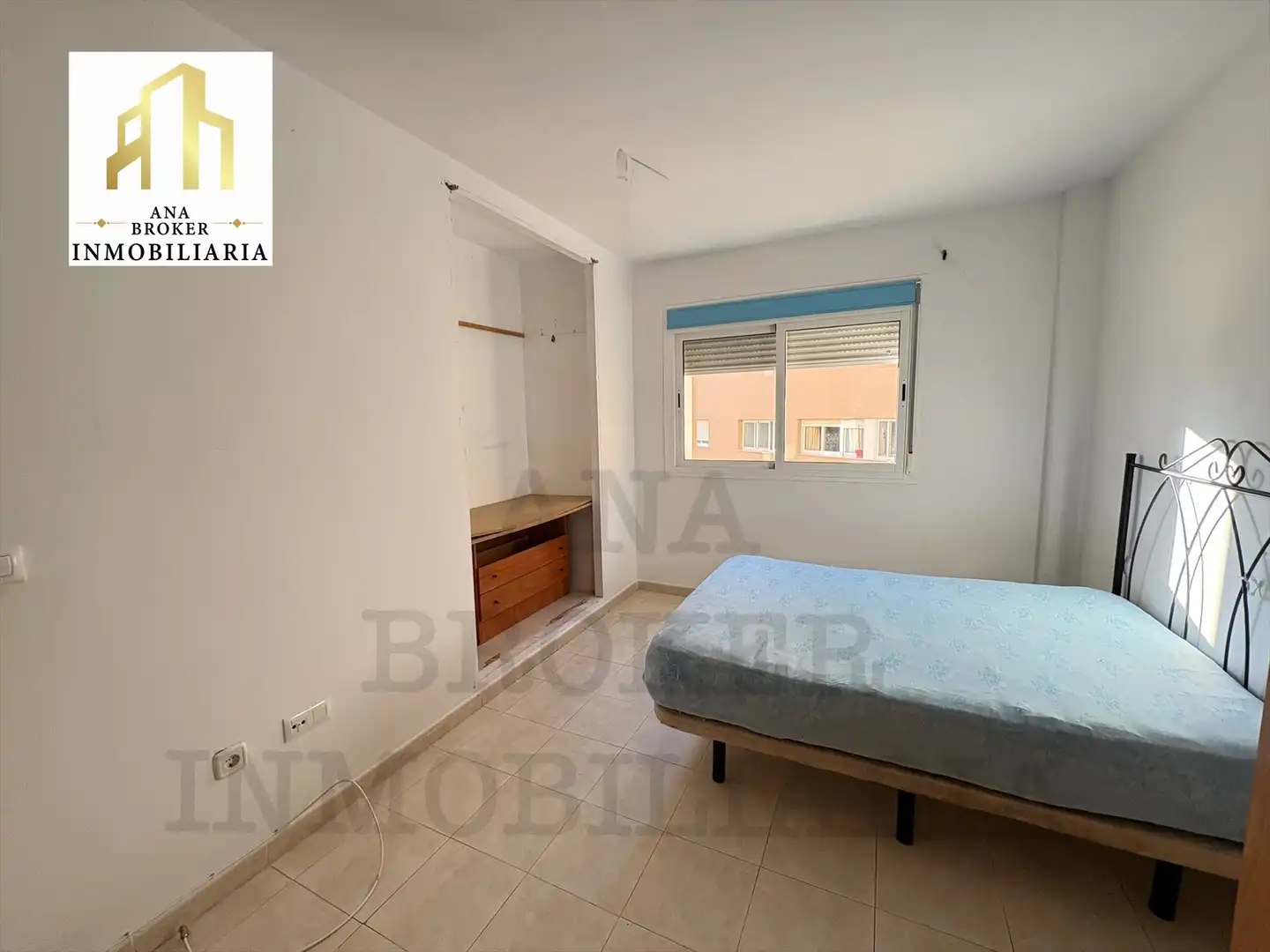 Habitación de Piso en venta en Ronda con Aire acondicionado, Terraza y Piscina comunitaria