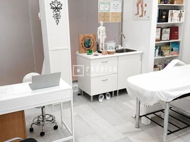 Local comercial de lloguer a del Conde de Mieres