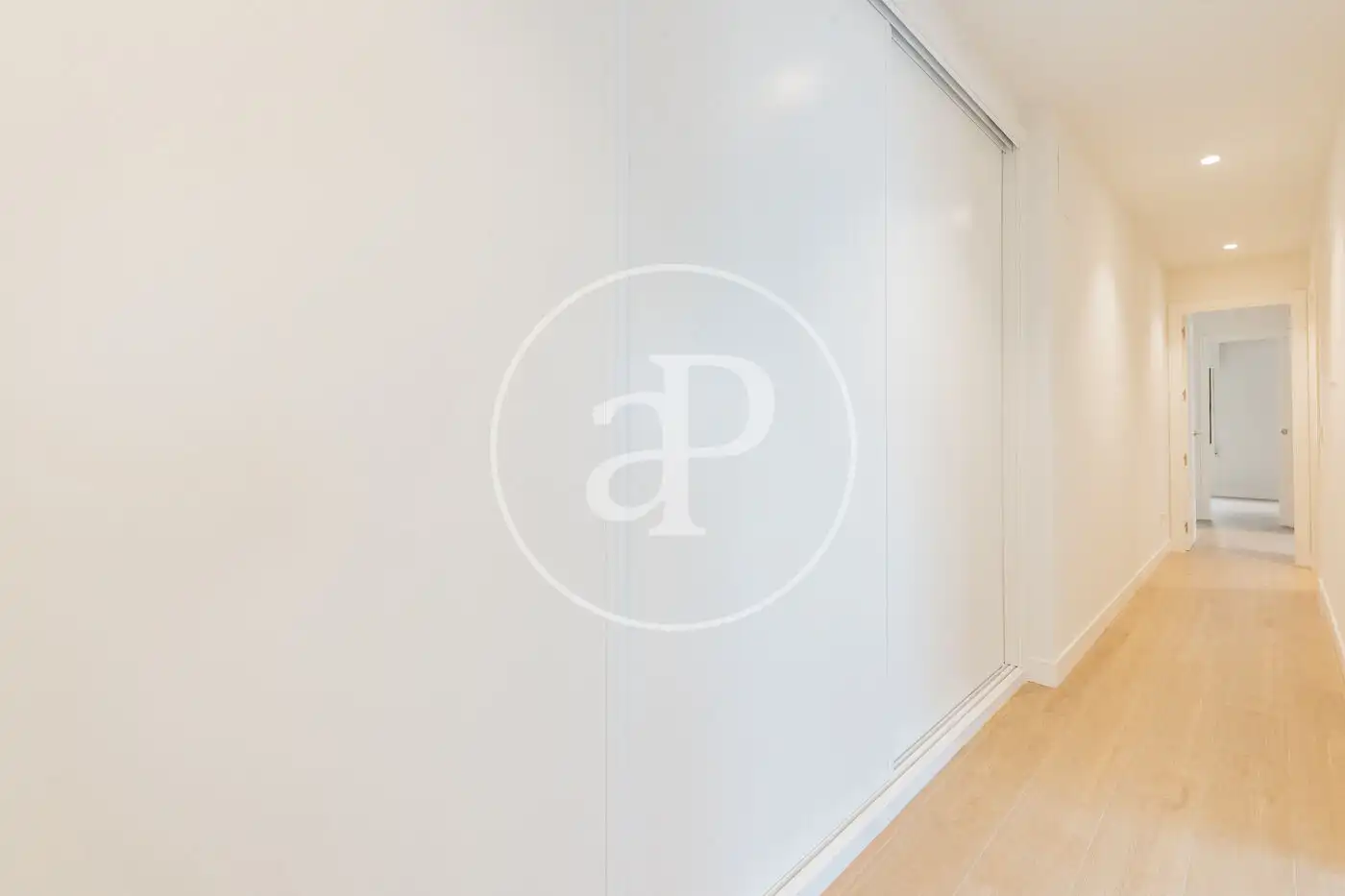 Schlafzimmer von Wohnung zum Verkauf in Ciudad Lineal