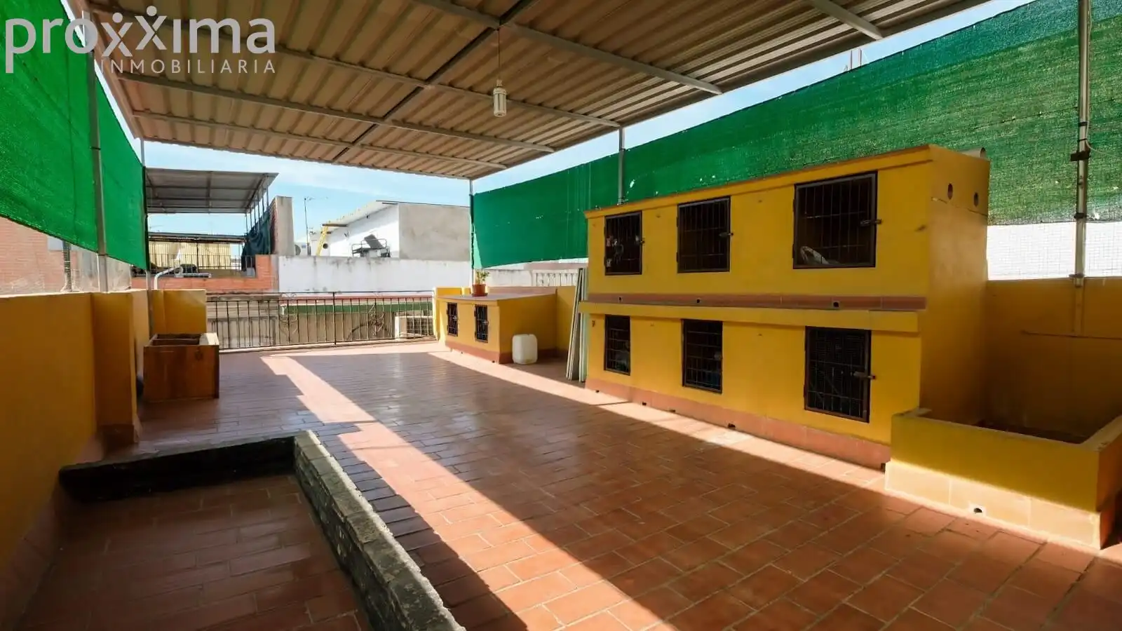 Terrace of Houses for sale in Sevilla  with Air Conditioner, Terrace and Storage room