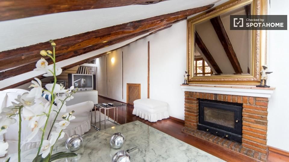 Flat to rent in Universidad - Malasaña