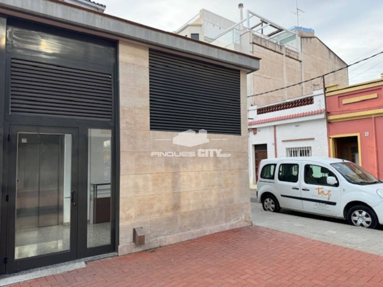 Vista exterior de Garatge de lloguer en Calella
