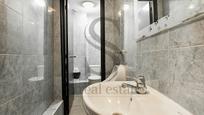 Bathroom of Premises for sale in  Barcelona Capital  with Air Conditioner