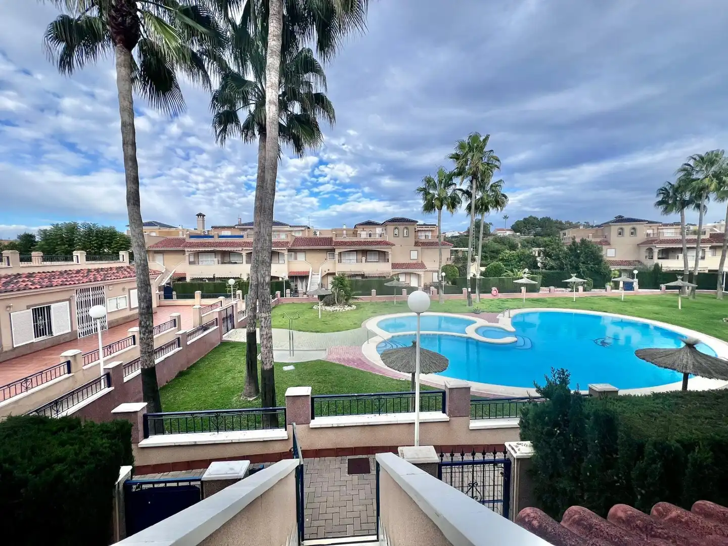 Bungalow amb piscina en venda a Calle del rio nervion, imagen 28