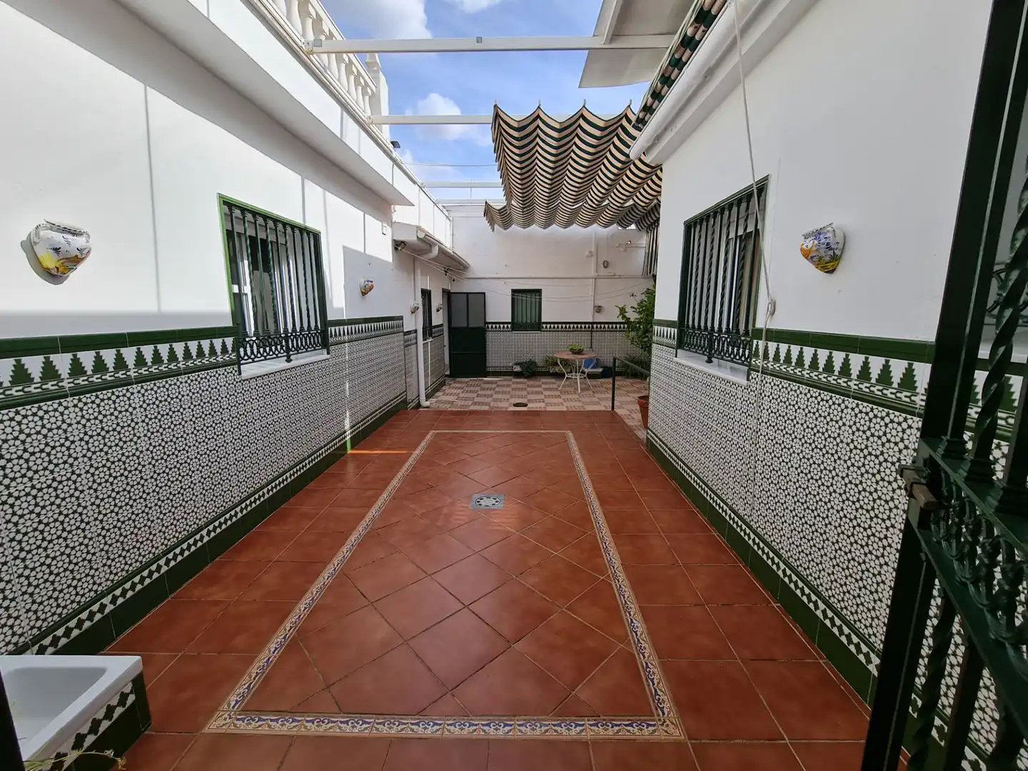 Terrace of Houses for sale in Camas  with Air Conditioner, Terrace and Storage room