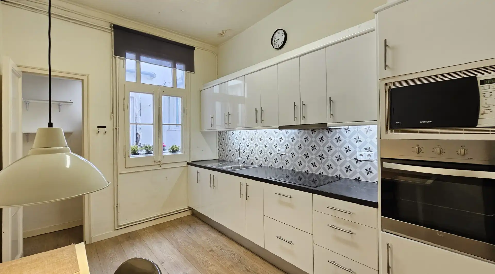 Küche von Büro zur Miete in Barcelona mit Heizung und Internet