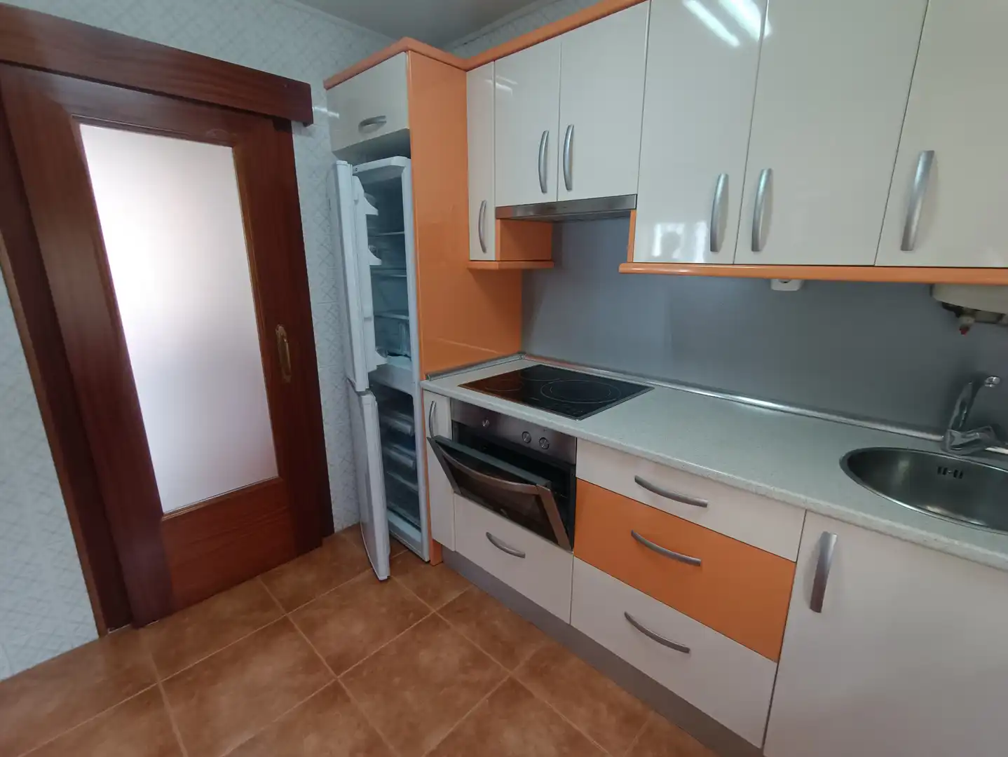 Cocina de Piso en venta en Arrasate / Mondragón con Calefacción, Terraza y Amueblado
