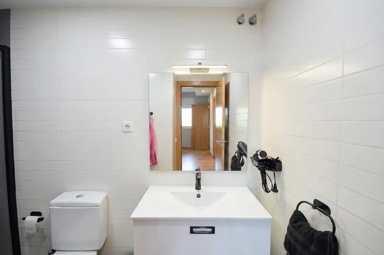 Baño de Casa adosada en venta en Abrera con Aire acondicionado, Calefacción y Parquet