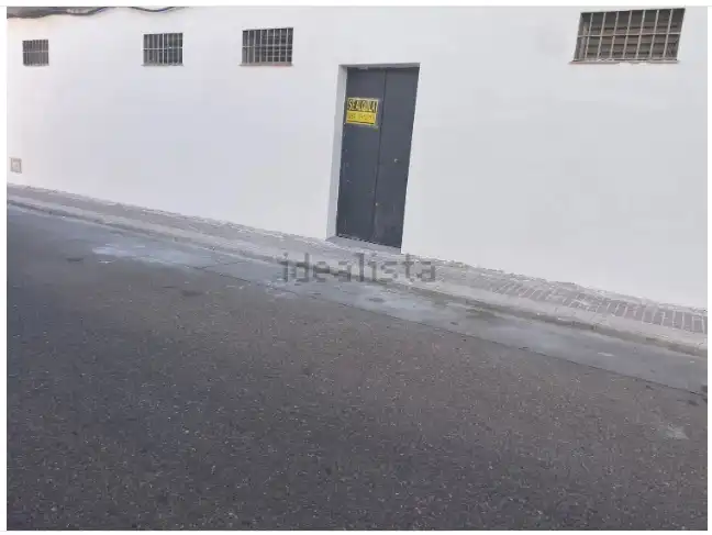 Vista exterior de Local de alquiler en Alcalá del Río