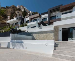 Exterior view of Duplex for sale in Benidorm  with Air Conditioner, Terrace and Swimming Pool