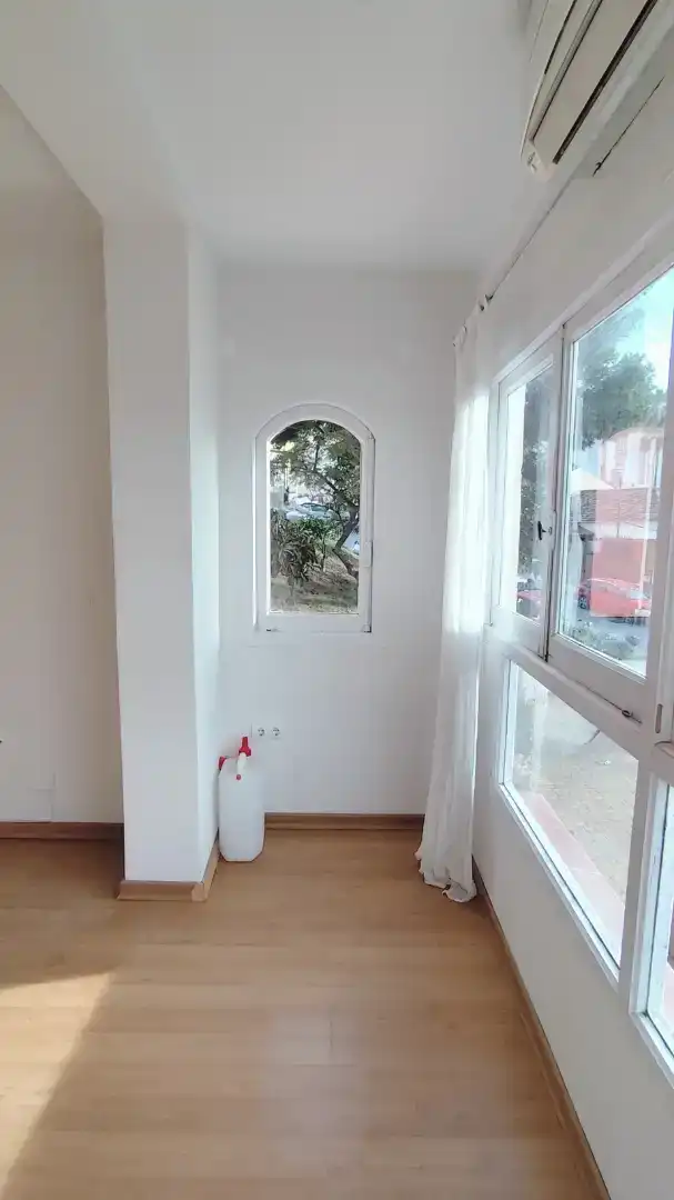 Badezimmer von Wohnung zur Miete in Málaga Capital mit Klimaanlage