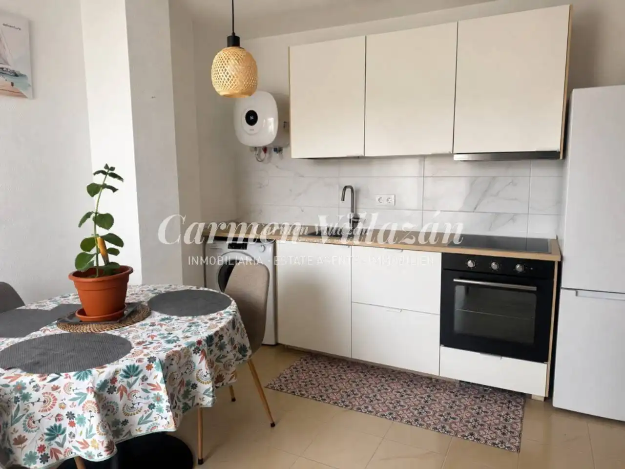 Cocina de Apartamento en venta en Antigua con Balcón y Piscina comunitaria