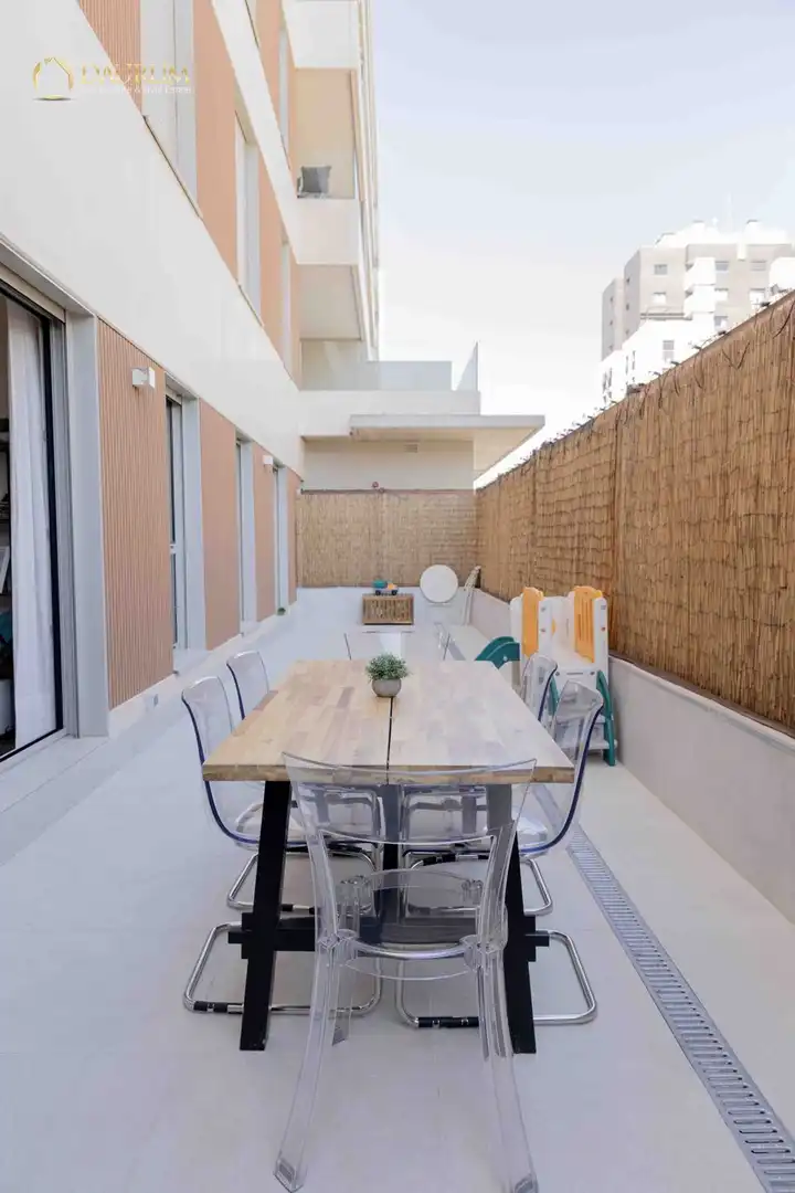 Terrassa de Pis en venda en Madrid amb Aire condicionat, Calefacció i Jardí privat