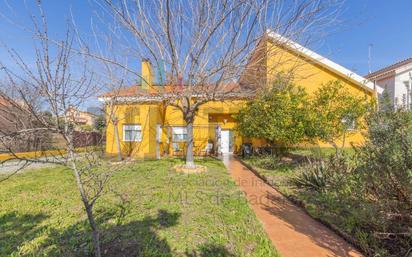 Garden of House or chalet for sale in Badajoz Capital  with Air Conditioner, Heating and Terrace