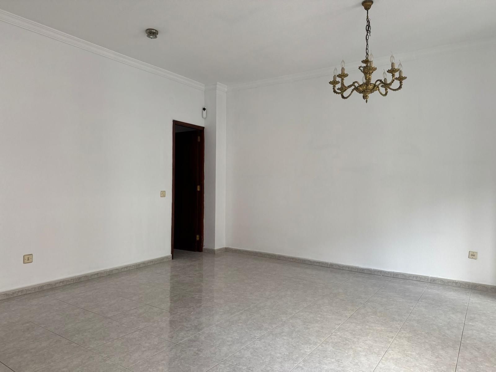 Piso en venta en Las Palmas de Gran Canaria con Balcón