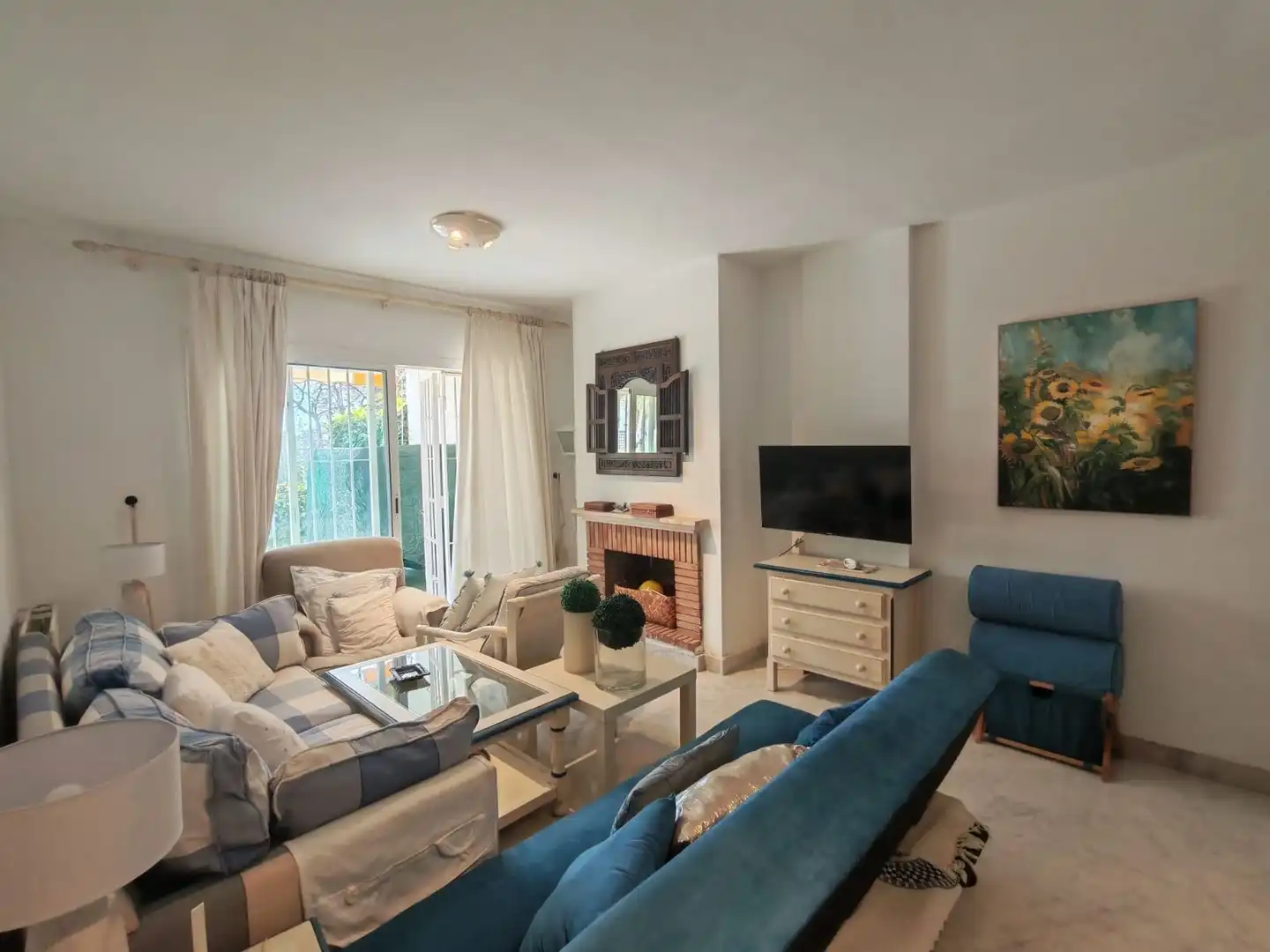 Living room of Apartments for rent in Marbella  with Air Conditioner, Private garden and Furnished