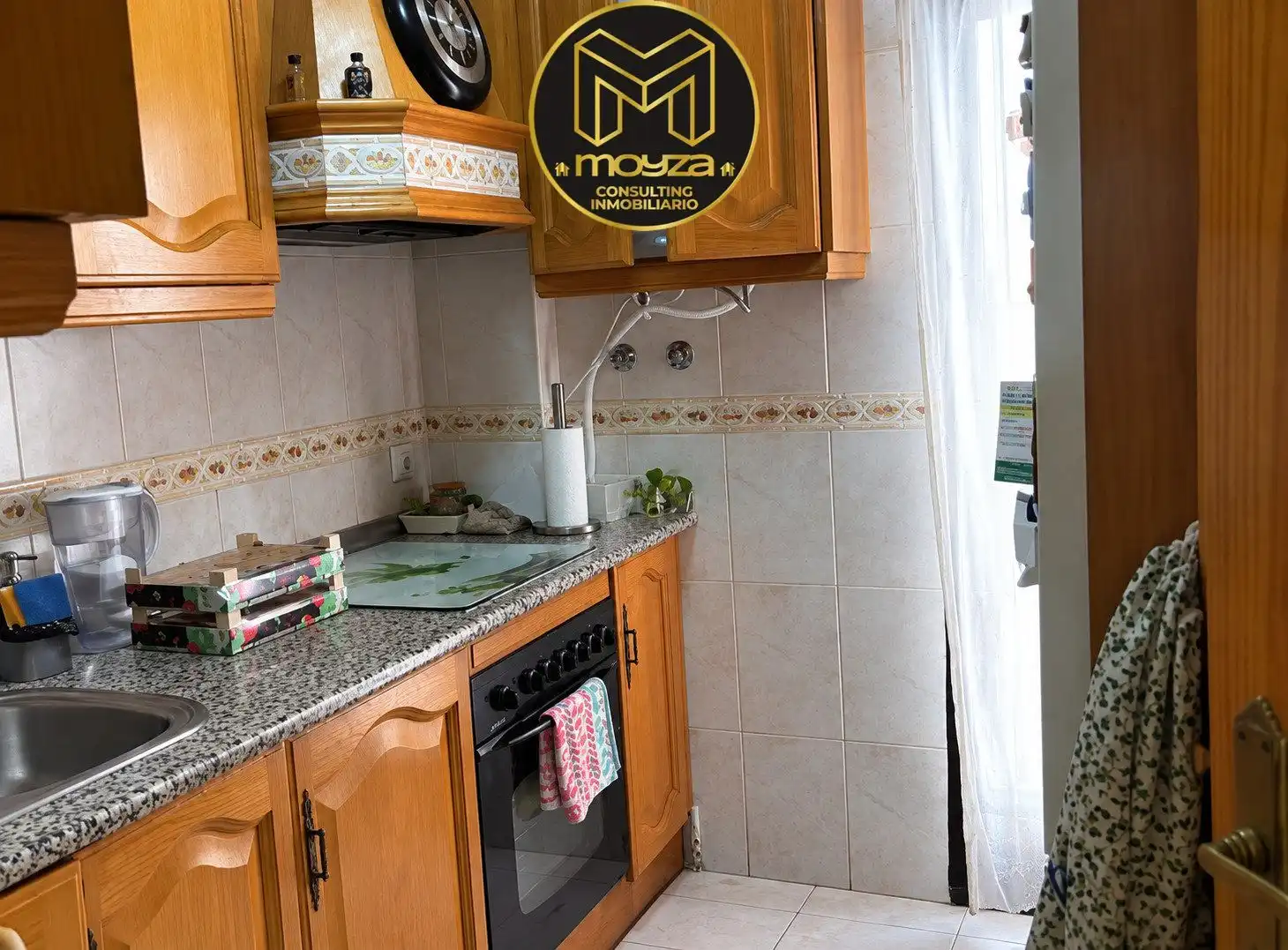 House with terrace for sale in Ctra. Circunvalación - La Magdalena, imagen 3
