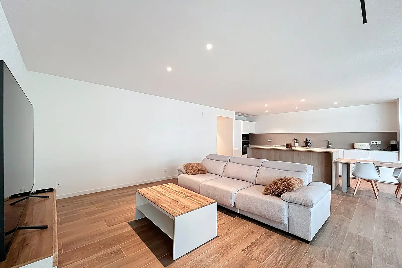 Living room of Apartments for sale in Escaldes – Engordany  with Parquet flooring and Terrace