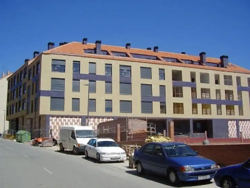 Local comercial en venda a Villamediana de Iregua - Calle Gonzalo de Berceo