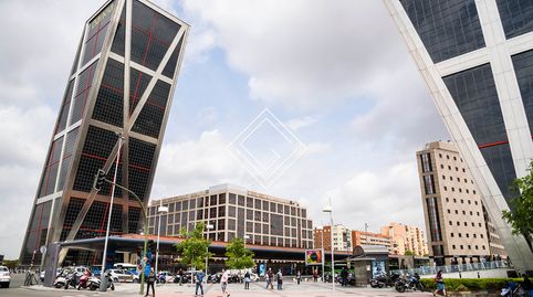 Foto 4 de Oficina de alquiler en Calle de Torrelaguna, San Juan Bautista, Madrid Capital