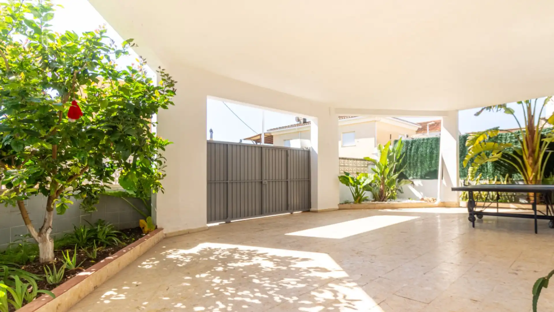 Exterior view of Houses for sale in Gandia  with Air Conditioner, Heating and Terrace