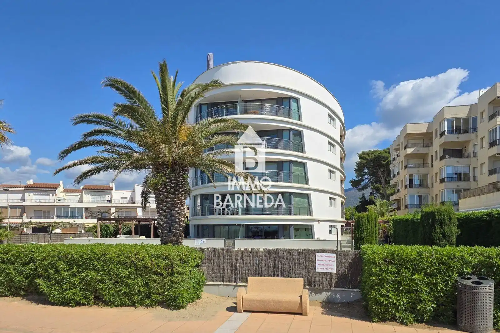 Exterior view of Flat for sale in Roses  with Air Conditioner, Heating and Terrace