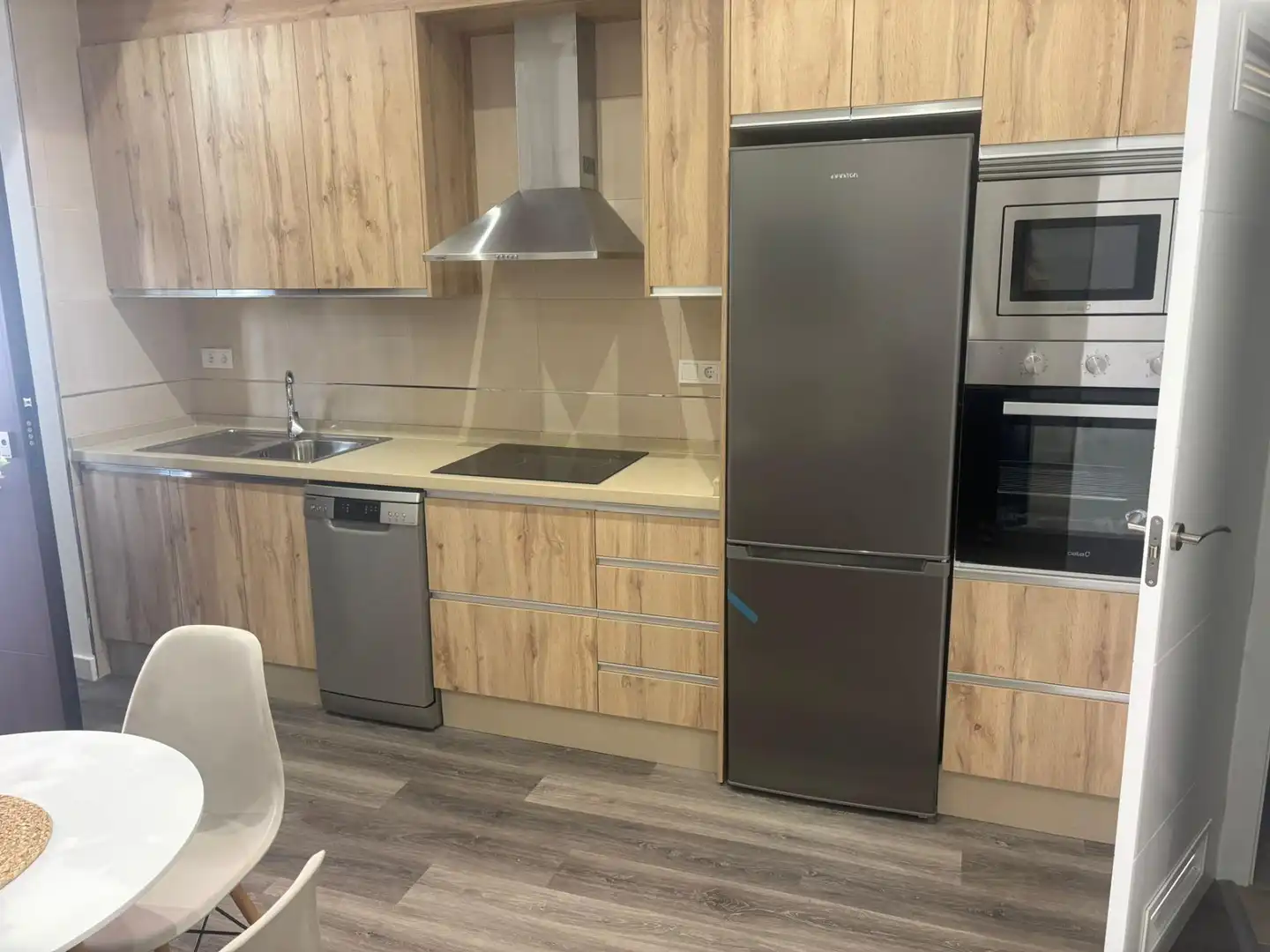 Cuina de Loft de lloguer en Córdoba amb Aire condicionat i Moblat
