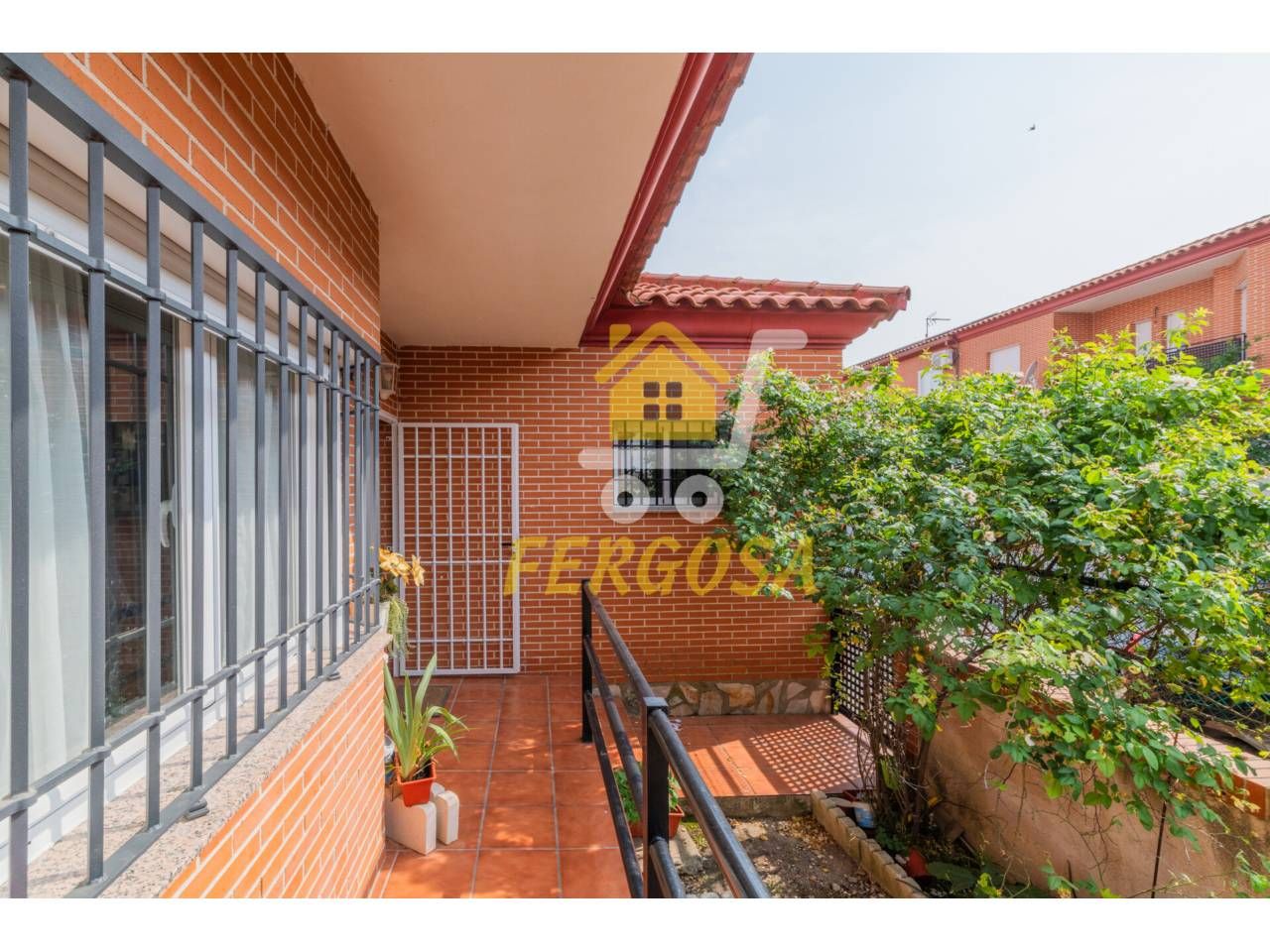 Exterior view of Single-family semi-detached for sale in Rielves  with Air Conditioner, Heating and Private garden