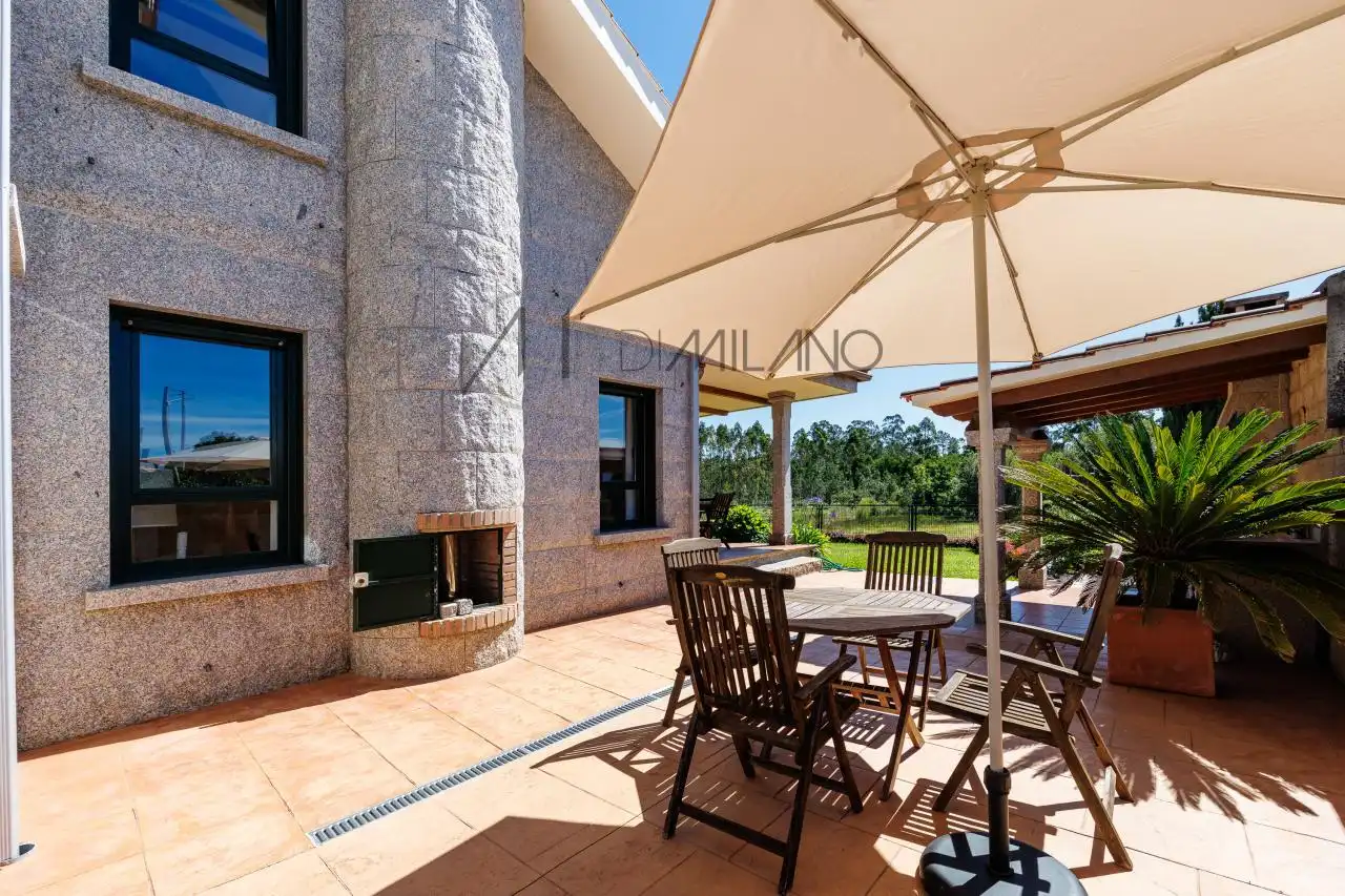 Terrassa de Casa o xalet en venda en Tomiño amb Calefacció, Jardí privat i Terrassa