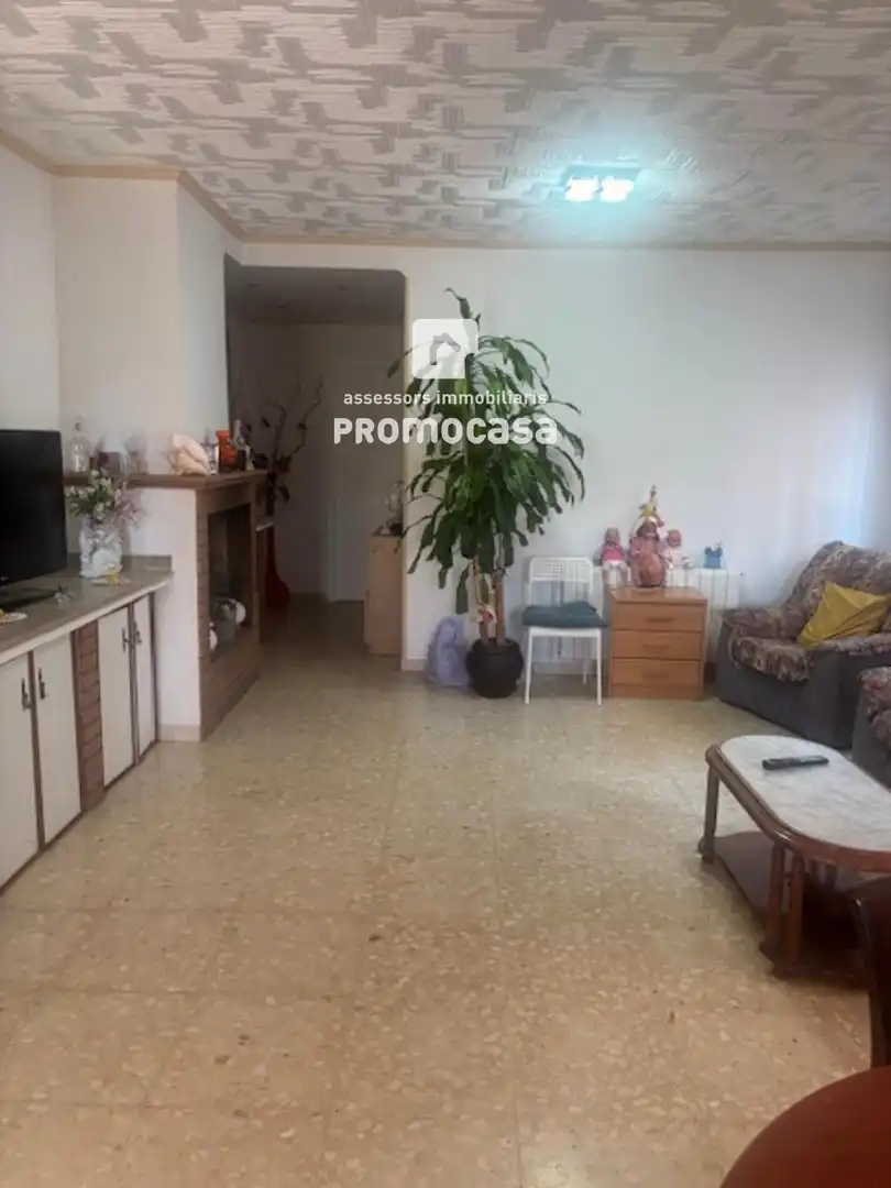 Casa o chalet en venta en Barberà del Vallès con Calefacción, Terraza y Balcón