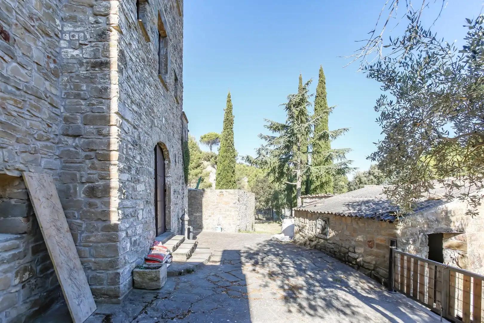 Außenansicht von Country house zum Verkauf in Sant Vicenç de Castellet mit Heizung, Privatgarten und Terrasse