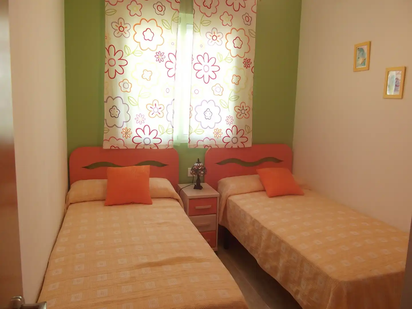 Schlafzimmer von Erdgeschoss zur Miete in Xeraco mit Terrasse, Möbliert und Ofen