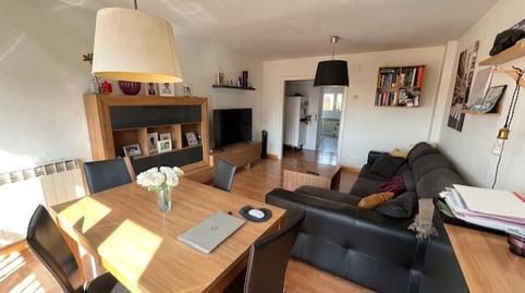 Foto 2 de Piso en venta en Calle Jacinto Benavente, 5, Cabezón de Pisuerga, Valladolid