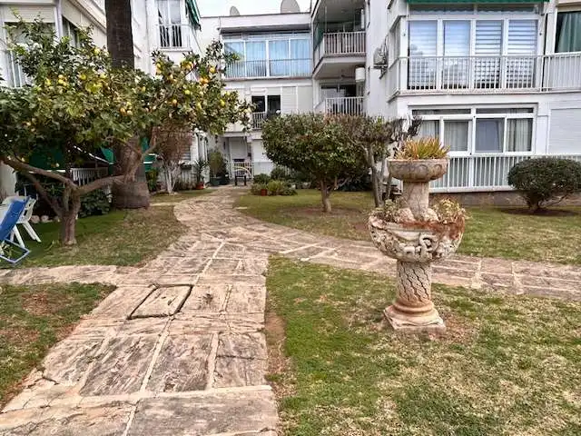 Außenansicht von Erdgeschoss zum Verkauf in Calvià mit Klimaanlage, Heizung und Terrasse
