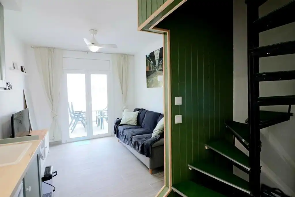 Sala d'estar de Casa o xalet en venda en Empuriabrava