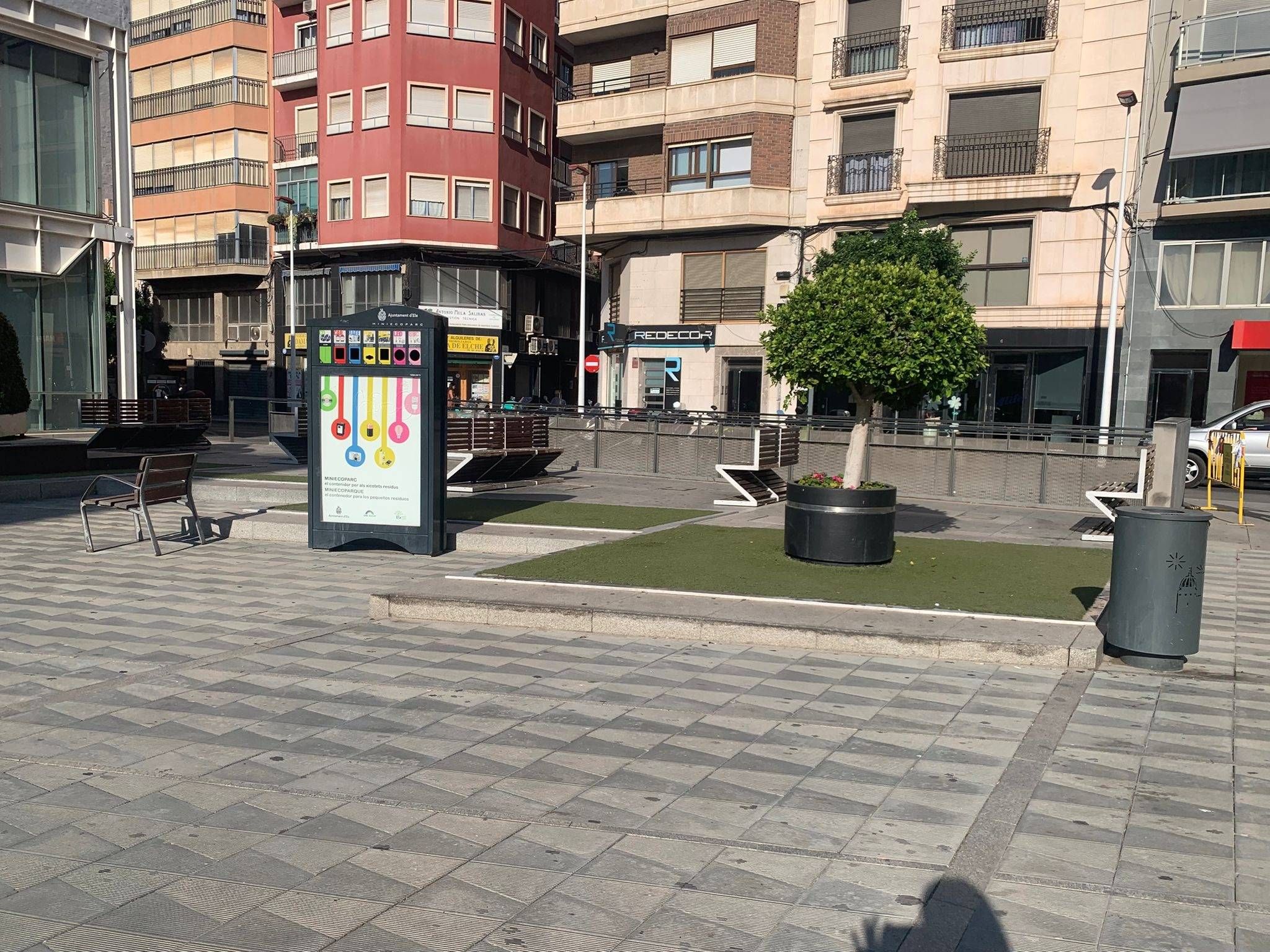 Vista exterior de Piso en venta en Elche / Elx