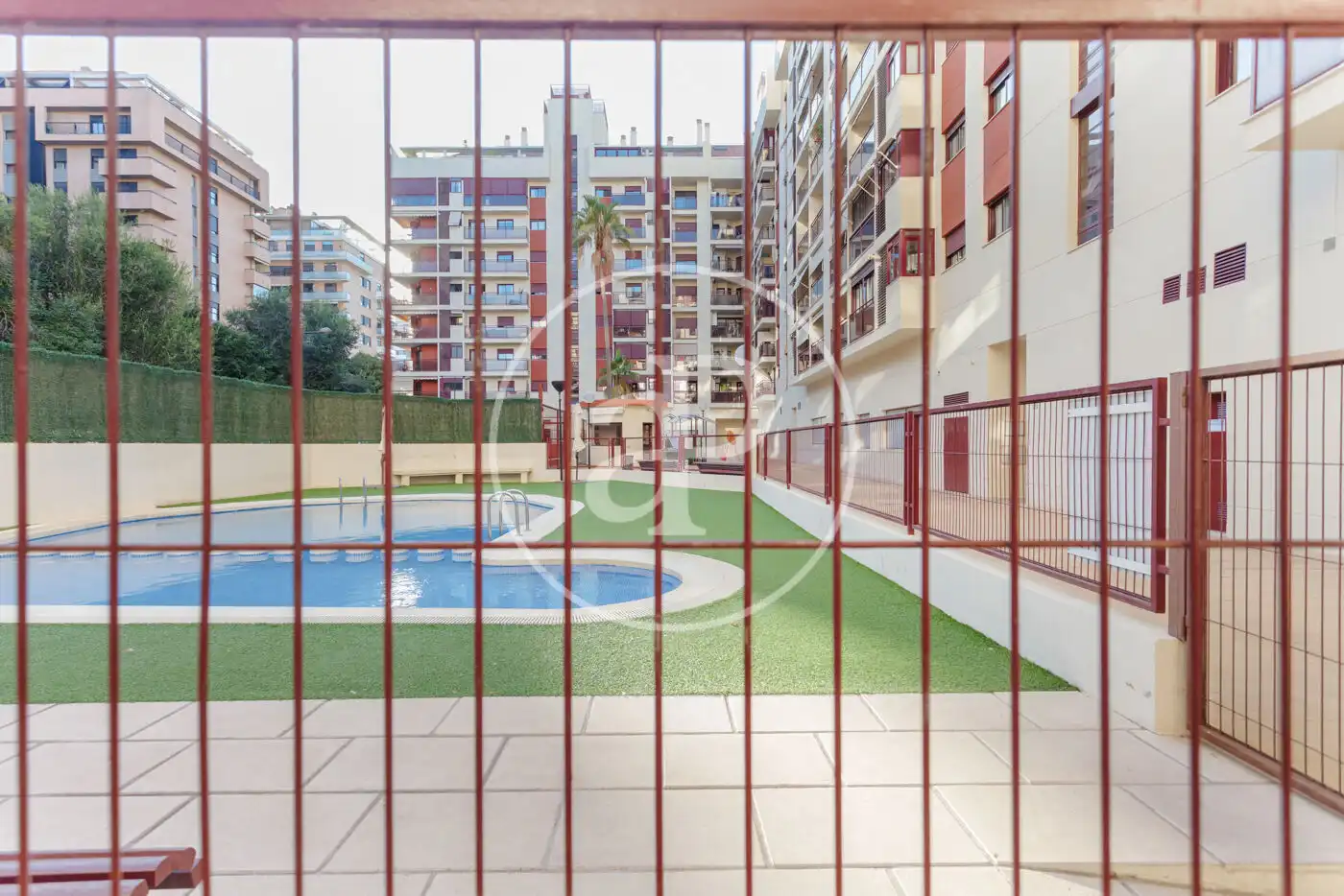 Piscina de Pis de lloguer en Valencia amb Aire condicionat, Calefacció i Jardí privat