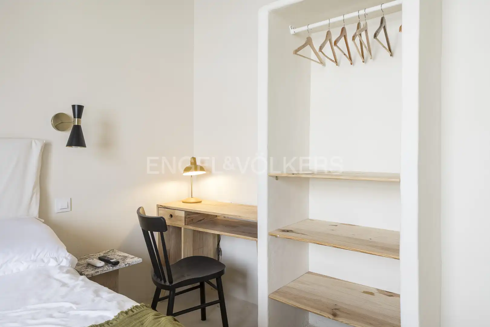 Bedroom of Flat for rent in Barcelona  with Air Conditioner, Heating and Balcony