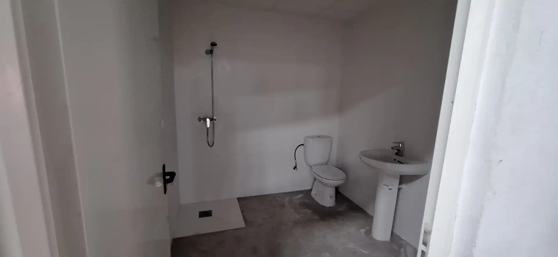 Baño de Nave industrial de alquiler en Alcàsser