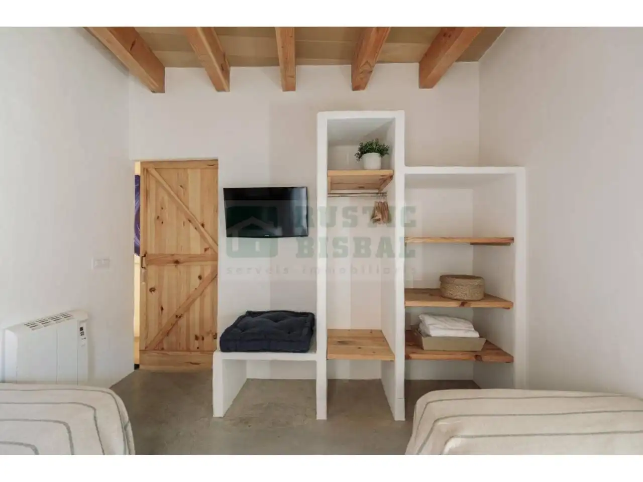Sala d'estar de Finca rústica de lloguer en Gualta amb Calefacció, Terrassa i Moblat